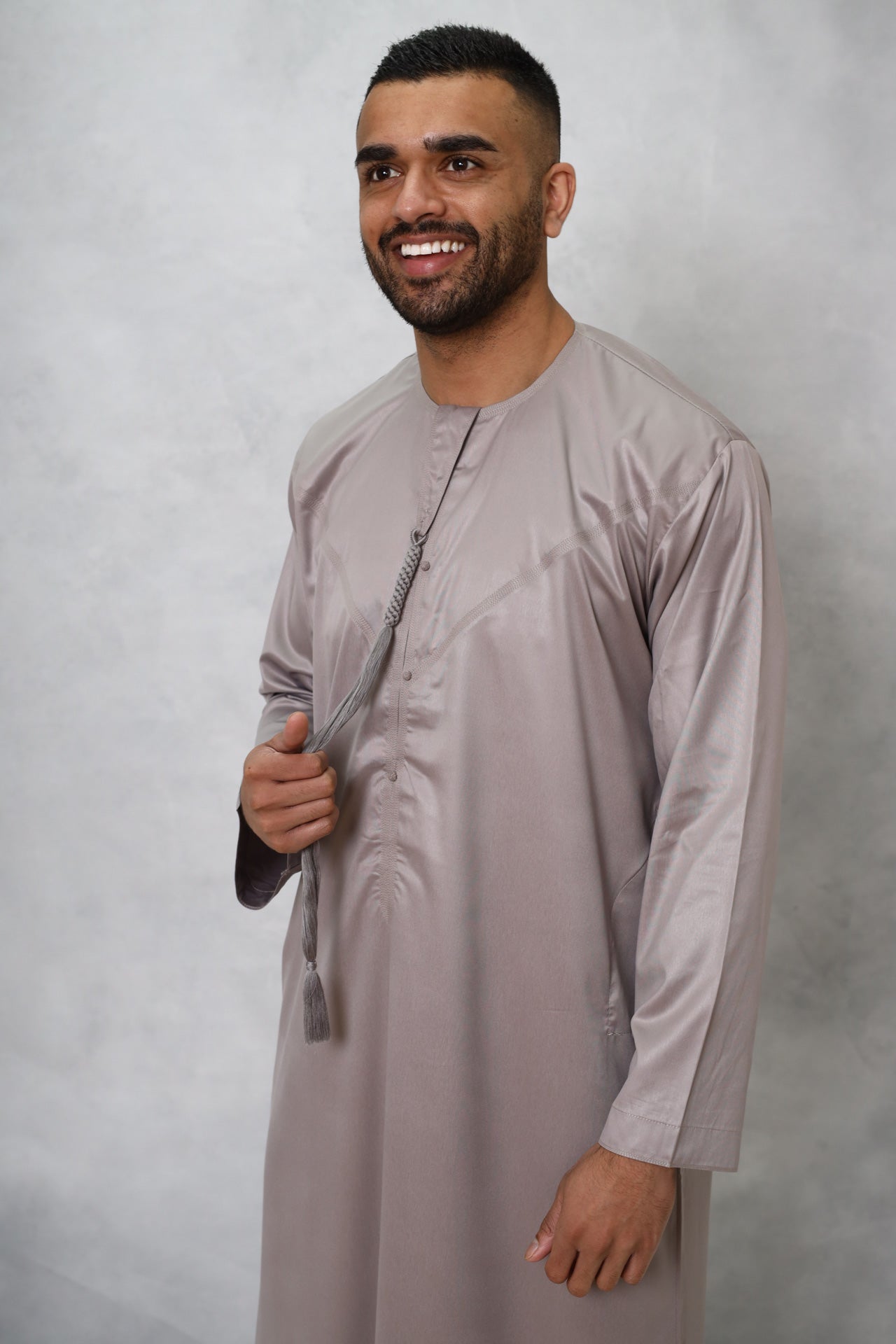 Emirati Thobes