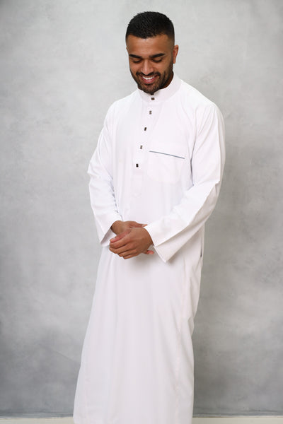 Saudi Classic White Thobe & Jubbah