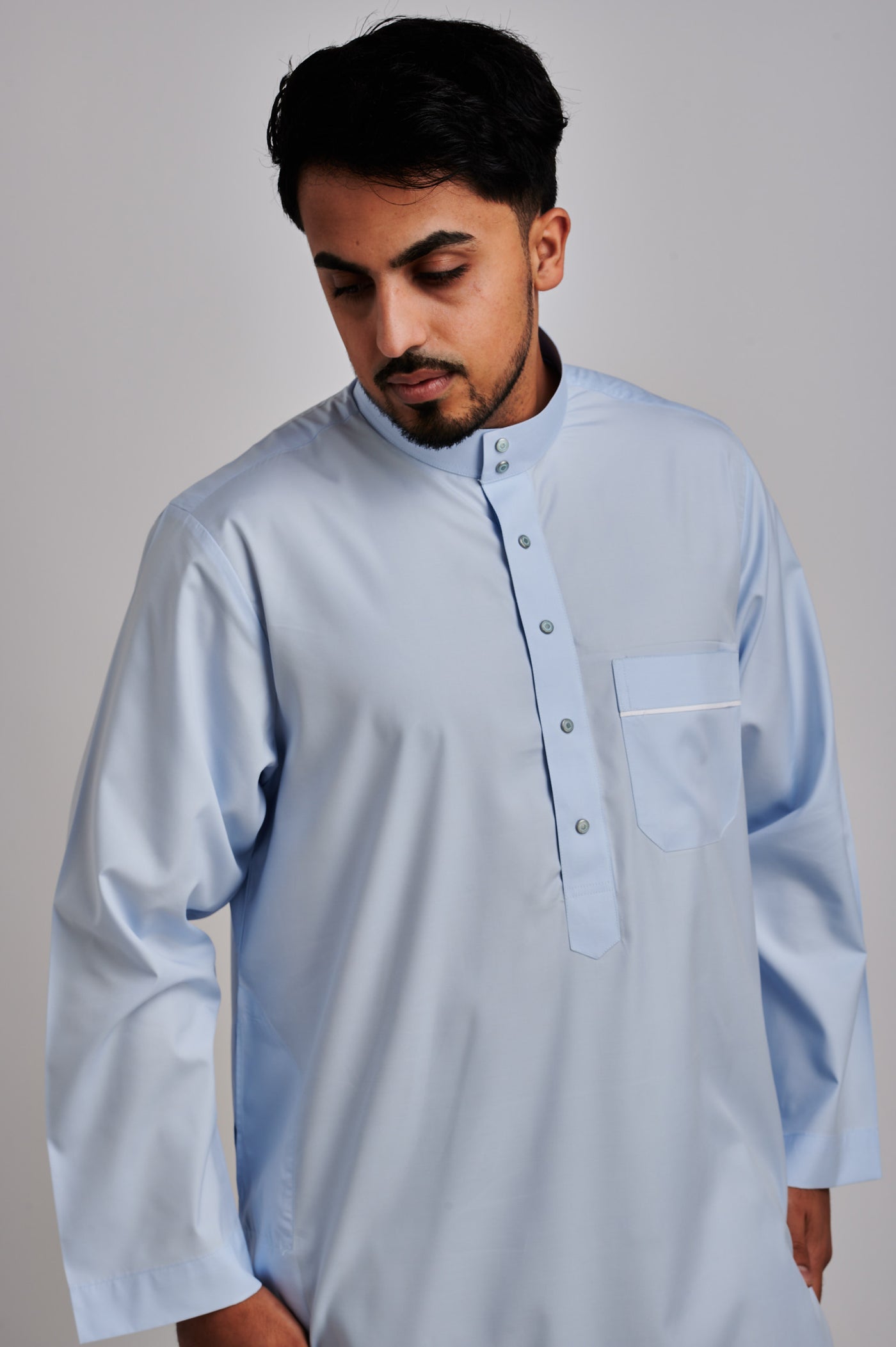 Saudi Classic Light Sky Blue Thobe & Jubbah