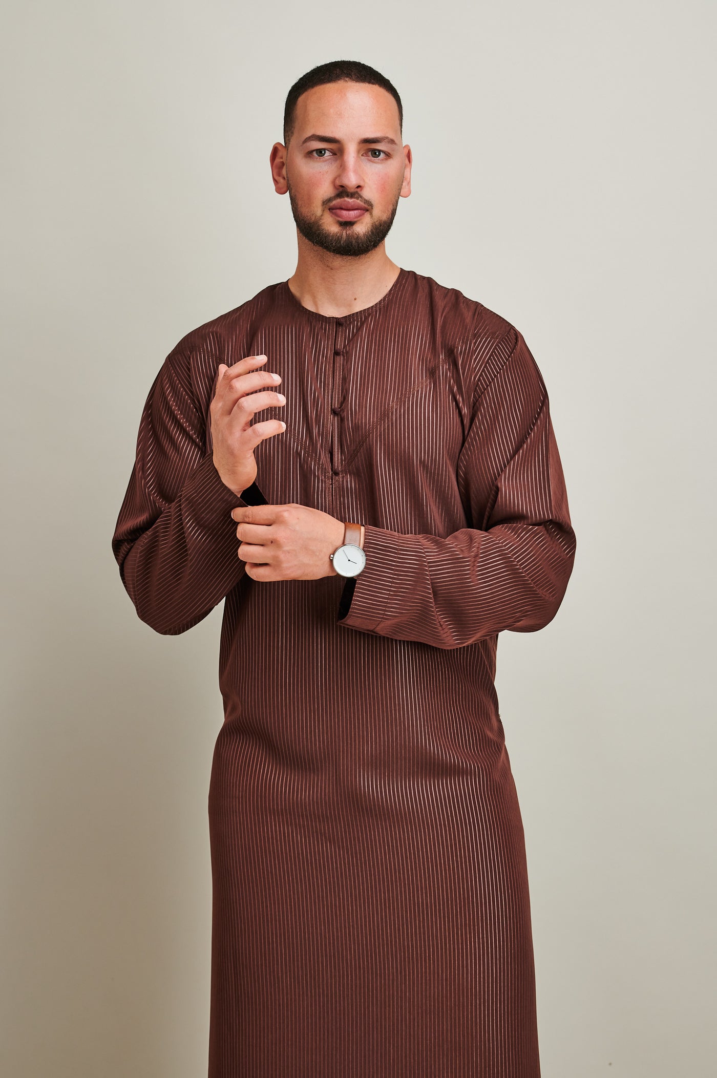 Emirati Burgundy Thobe