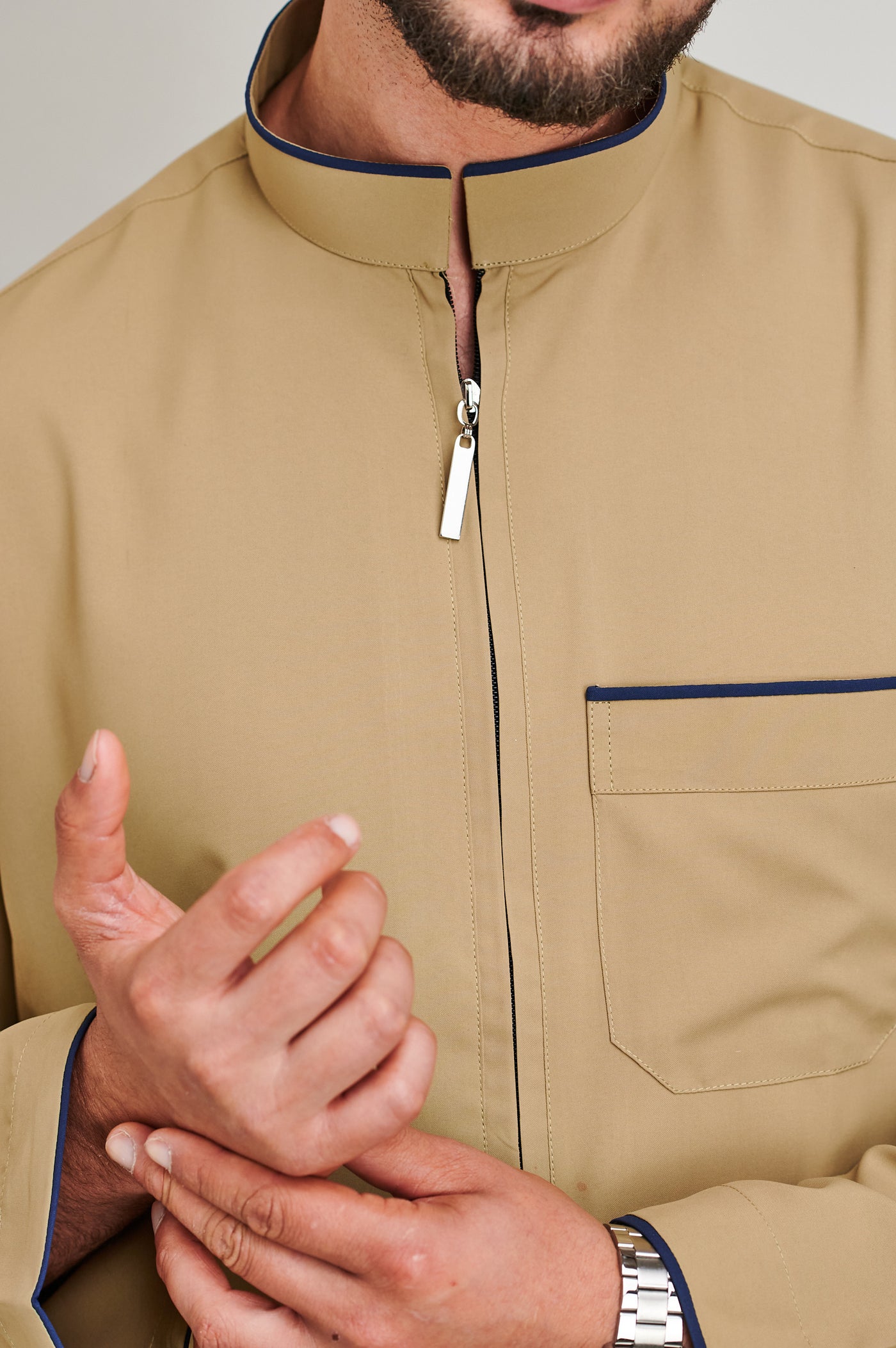 Saudi Classic Camel Zip Thobe & Jubbah