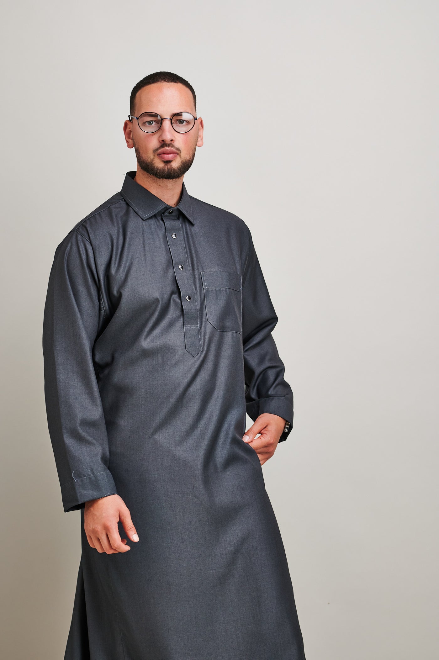 Classic Charcoal Thobe & Jubbah