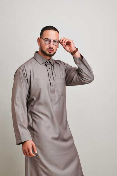 Saudi Classic Beige Thobe & Jubbah